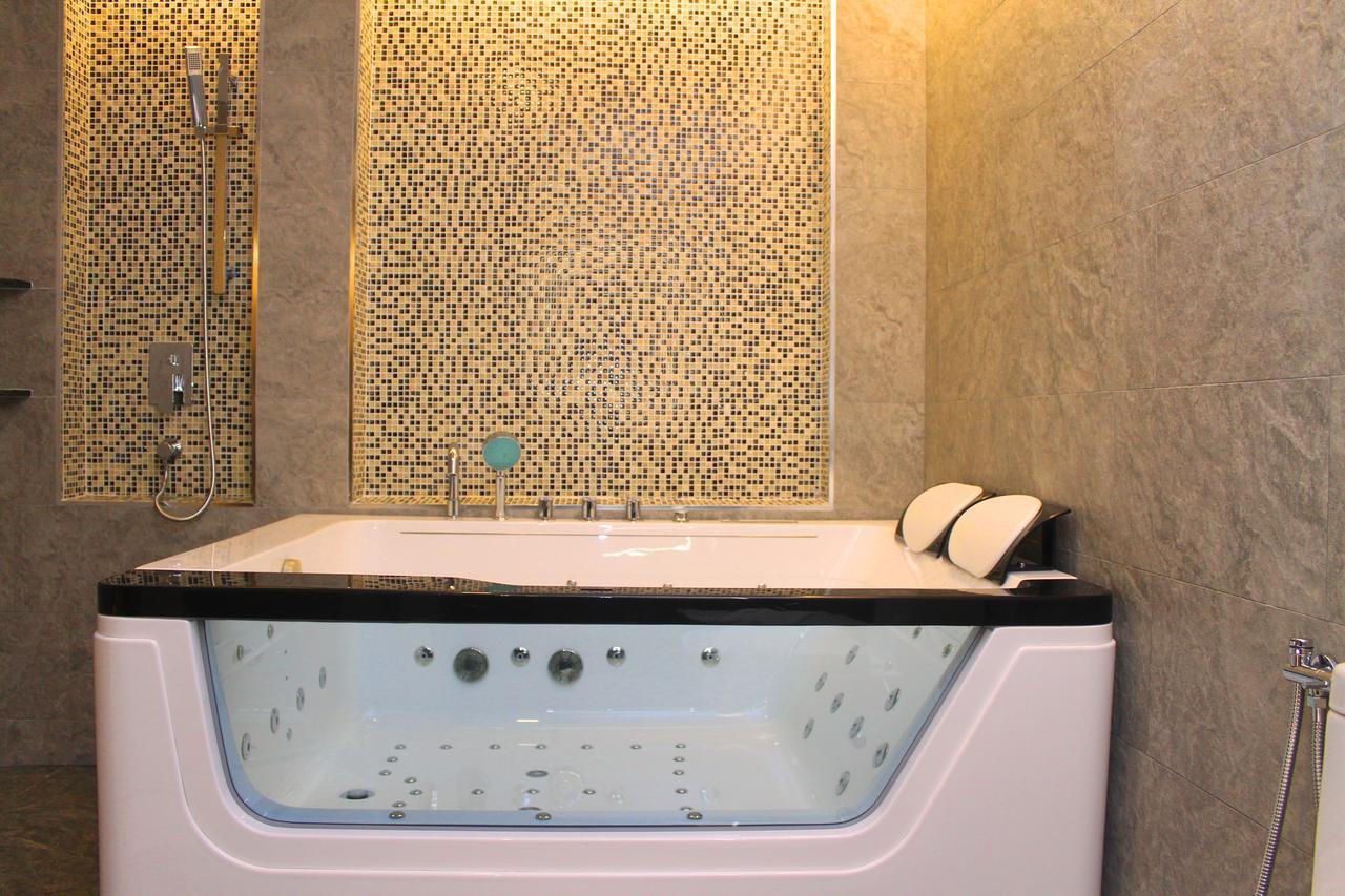 Geobay Hotel Johor Bahru Extérieur photo