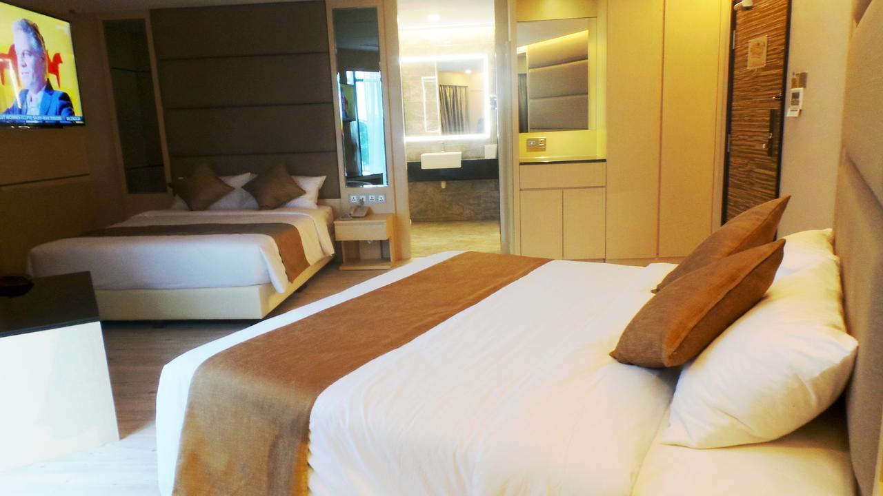 Geobay Hotel Johor Bahru Extérieur photo