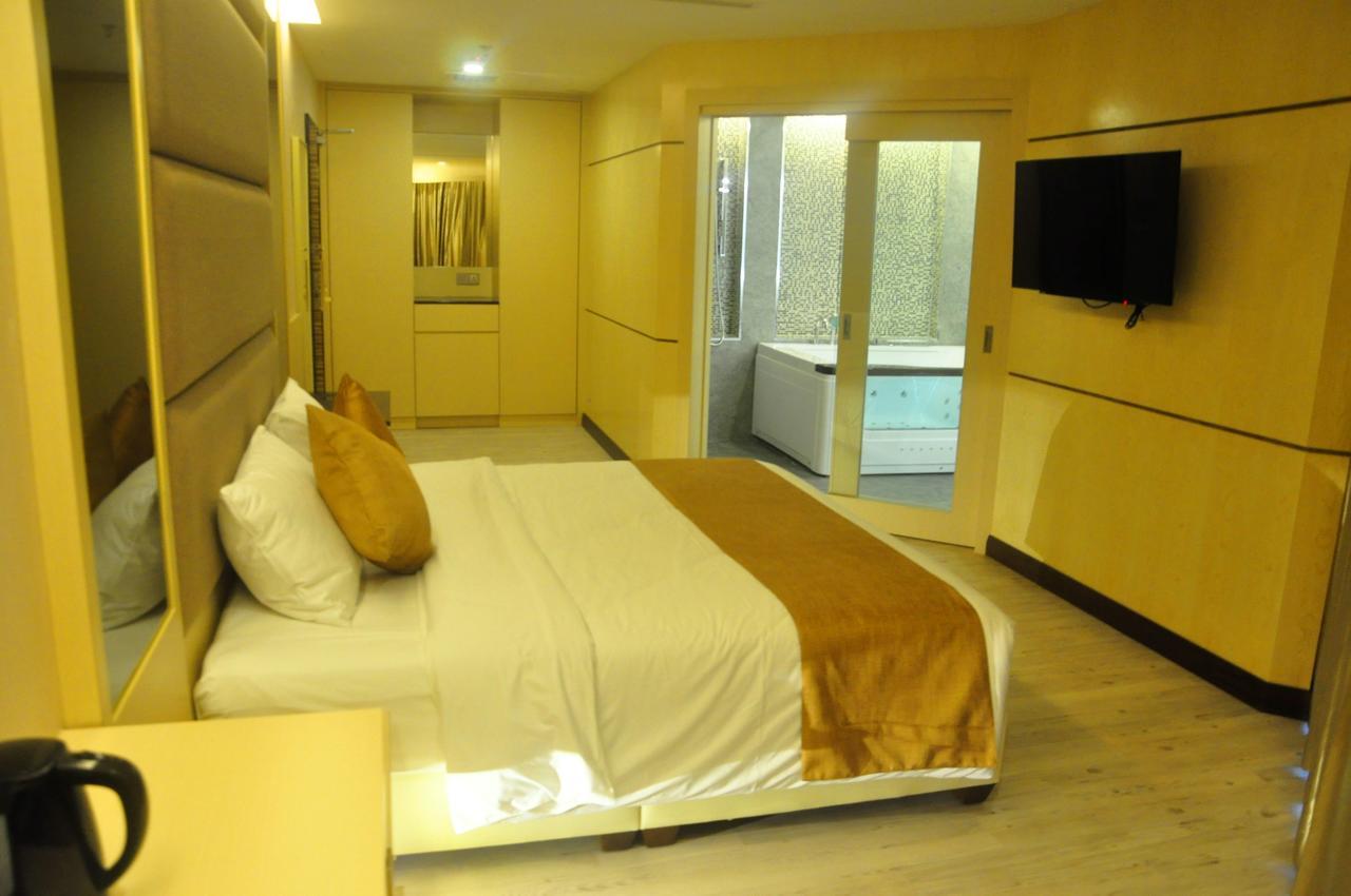 Geobay Hotel Johor Bahru Extérieur photo