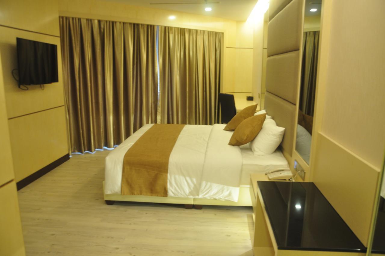Geobay Hotel Johor Bahru Extérieur photo