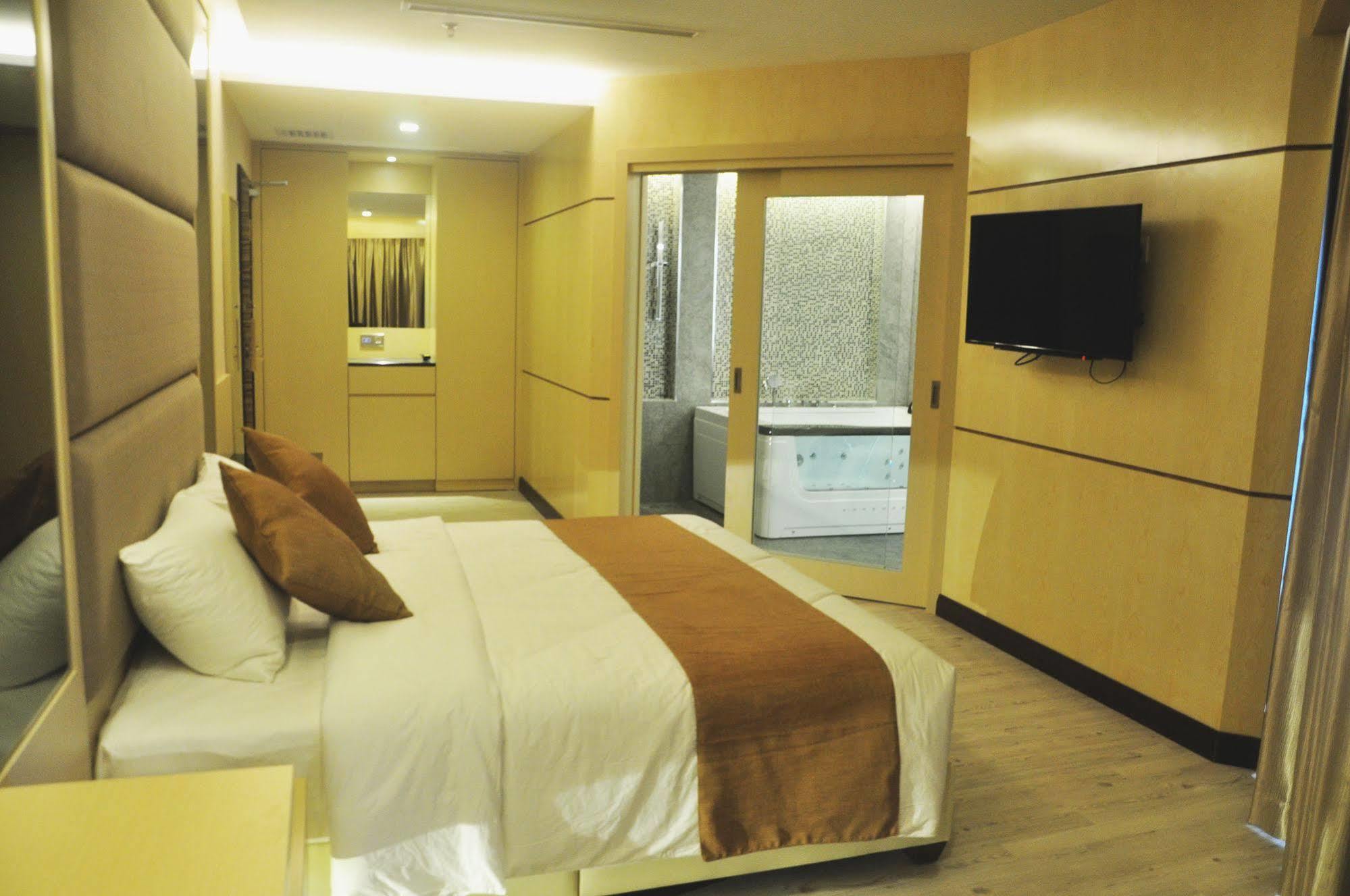 Geobay Hotel Johor Bahru Extérieur photo