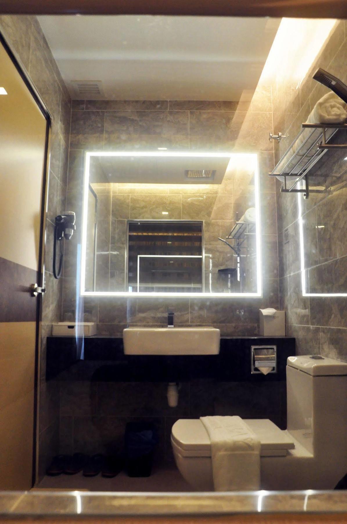 Geobay Hotel Johor Bahru Extérieur photo