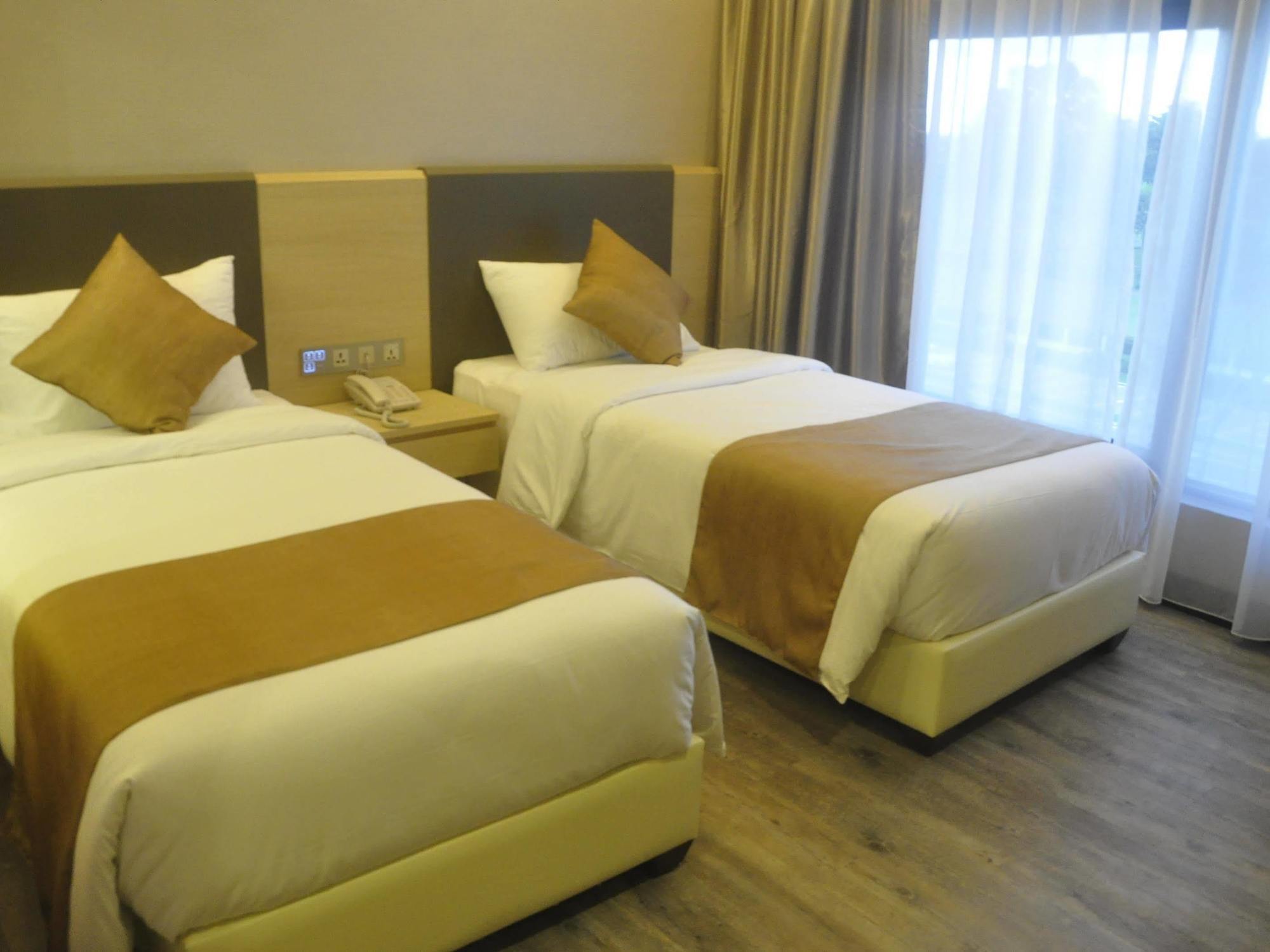 Geobay Hotel Johor Bahru Extérieur photo