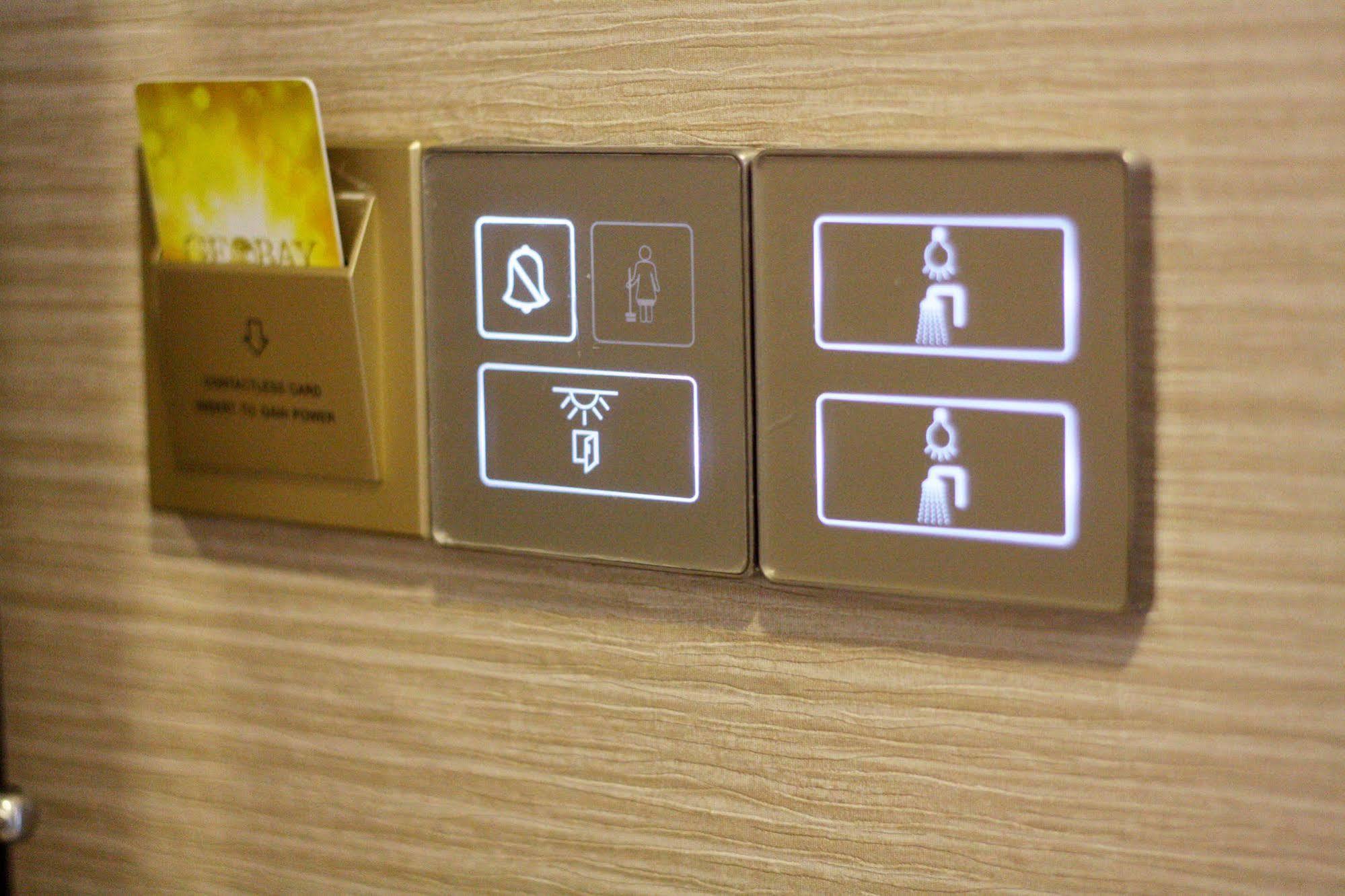 Geobay Hotel Johor Bahru Extérieur photo